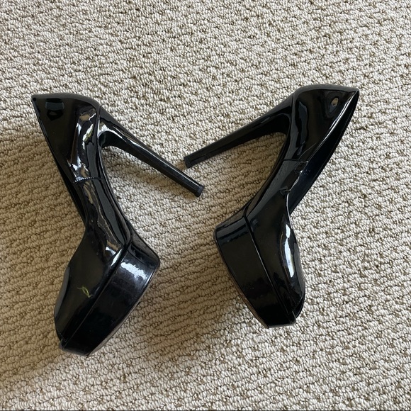 Black Open Toed Dior Pumps - Picture 3 of 3
